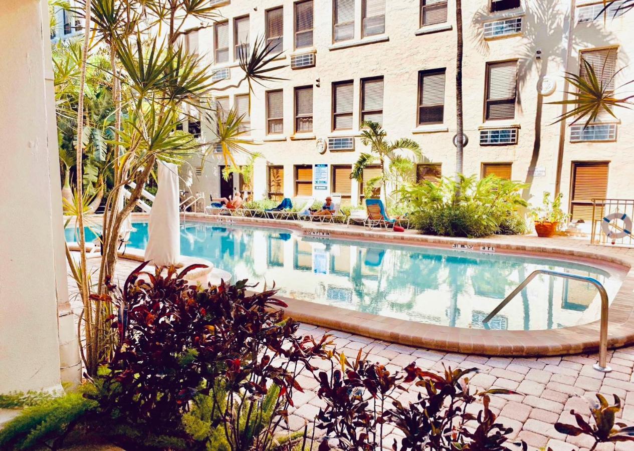 Cozy Studio In The Heart Of The Palm Beach Island - Free Valet Service 外观 照片